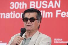 칸 황금종려상 품은 이란 감독, ‘국가 비판’ 또 징역형 [IS해외연예]