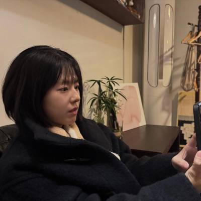 박혜수, 카페 사장된 근황… 입 가린 채 ‘웃참’