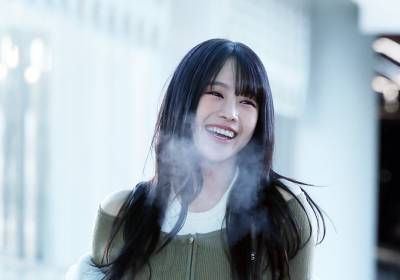 [포토] 키스오브라이프 나띠, 입김 나는 추위에도 활짝