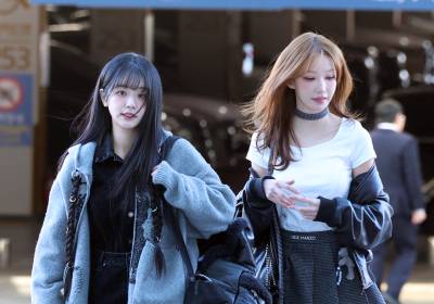 [포토] QWER 쵸단-마젠타, 바람에 휘날리는 머리칼