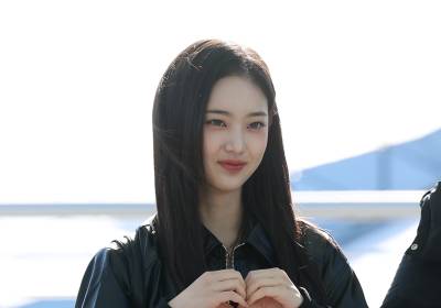 [포토] 키키 이솔, 수줍은 하트