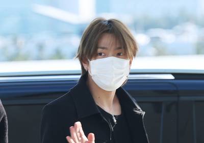 [포토] 에이티즈 홍중, 팬들을 향한 손인사