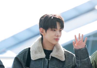 [포토] 아홉 스티븐, 멋진 손인사