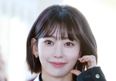 [포토] 르세라핌 사쿠라, 미소로 날리는 볼하트