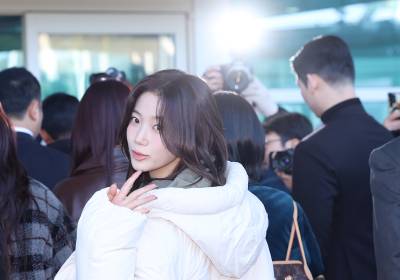 [포토] 르세라핌 카즈하, 타이밍 맞춰 터지는 후광