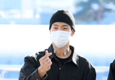 [포토] 몬스타엑스 셔누, 제 앙증맞은 하트 받으세요