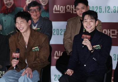 [포토] 정진운-박시후,'신의악단' 화기애애한 분위기