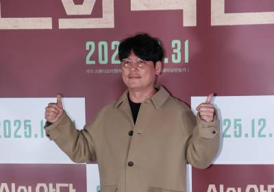 [포토] 강승완, 귀여운 손인사