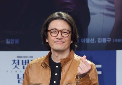 [포토] 정찬, 부드러운 손가락 하트