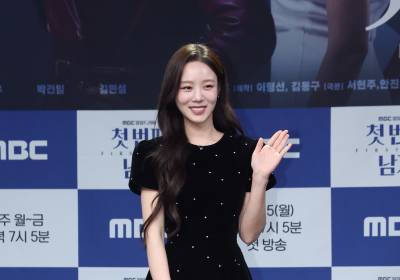 [포토] 김민설, 수줍은 소녀 분위기