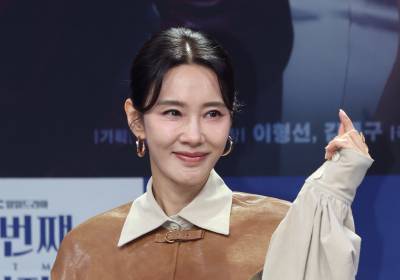 [포토] 오현경, 우아한 손가락 하트