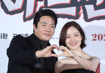 [포토] 권상우-문채원, 커플 하트 포즈