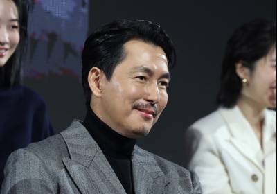 [포토] 미소 짓는 정우성