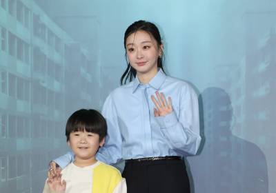 [포토] 권은성-김다미, 엄마와 아들