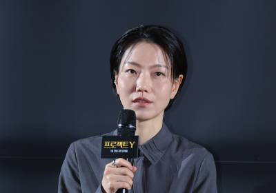 [포토] 인사말 하는 김신록