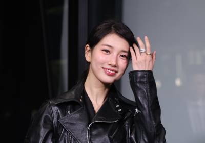 [포토] 수지, 머리만 쓸어넘겼을 뿐인데