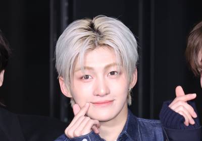 [포토] 투어스 지훈, 귀엽게 손가락 하트