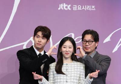 [포토] 이시우-유재명-서현진, '러브 미' 귀여운 가족사진