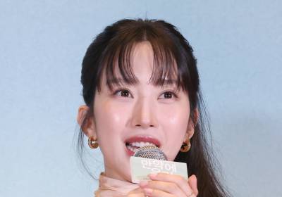 [포토] 인사말 하는 문가영