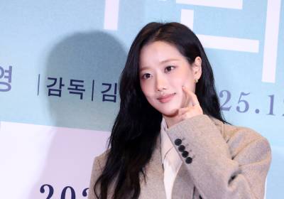 [포토] 이나은, 오랜만에 영화관 왔어요