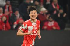 이재성, 마인츠 새 역사 쓴다!…삼순스포르 꺾고 UFCL 16강行