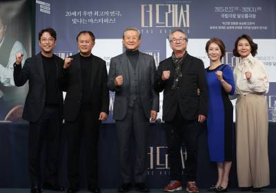 [포토] 연극 '더 드레서' 화이팅