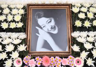 [포토] 신촌 세브란스병원에 마련된 故 윤석화 빈소