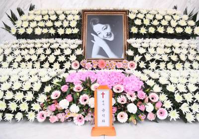 [포토] 신촌 세브란스병원에 마련된 故 윤석화 빈소