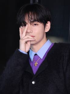 뷔 “한쪽 편 서려는 의도 無”…민희진 재판 ‘카톡 증거’ 제출에 당혹 [왓IS]