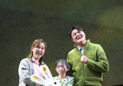 [포토] 옥상정원에서 행복한 시간 보내는 '말리' 가족들