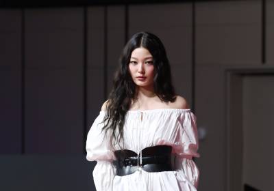 [포토] 캣츠아이 윤채, 치명적인 포즈