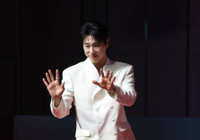 [포토] 유노윤호, 여유로운 인사