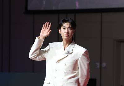 [포토] 유노윤호, 멋진 슈트핏