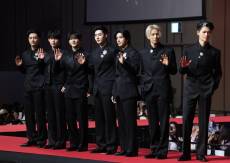 엔하이픈 스토킹·숙소 무단침입 사생팬 기소유예·벌금형 “선처 없다”