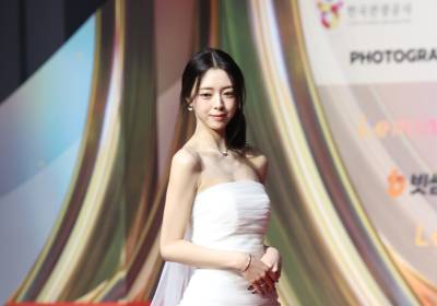 [포토] 있지 유나, 우월한 피지컬