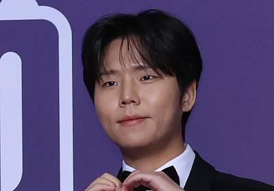 [포토] 정승환, 사랑해요~ 하트 뿅