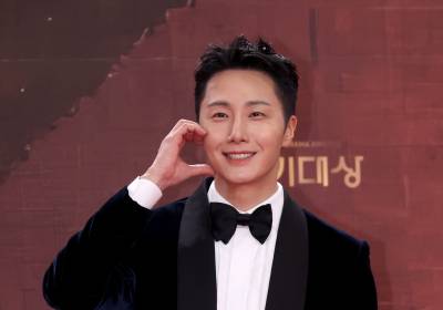 [포토]정일우, 볼하트는 귀엽게