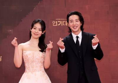 [포토]권한솔 이태선, 사랑스러운 커플포즈