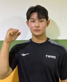 "세 손가락 안에 들 것" LG 김영우, 2년 차 징크스 없다