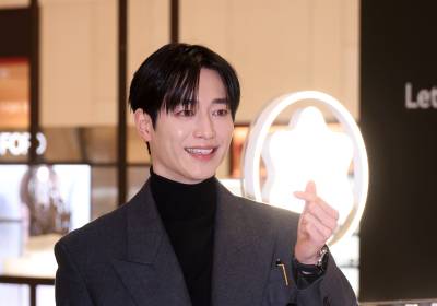 [포토]서강준, 백화점 오픈런 부른 명품 비주얼