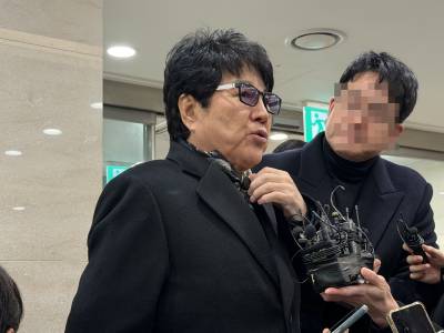 조용필, 60년 죽마고우 故안성기 향한 마지막 인사…“성기야, 또 만나자”