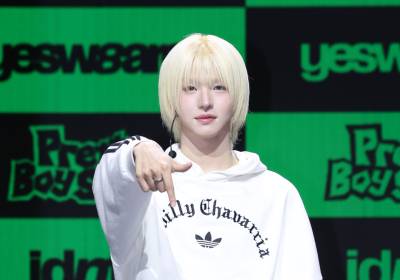 [포토] 아이덴티티 이청명, 금빛 아우라