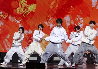 [포토] 아이덴티티, 강렬한 분위기