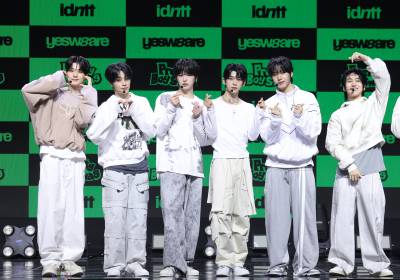 [포토] 아이덴티티 유네버멧, 귀엽게~