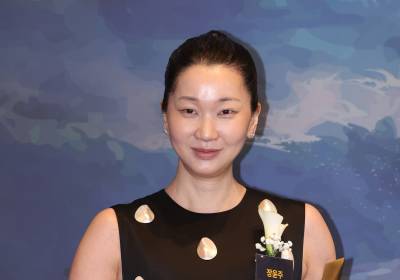 [포토] 장윤주, 여자배우 부문 수상