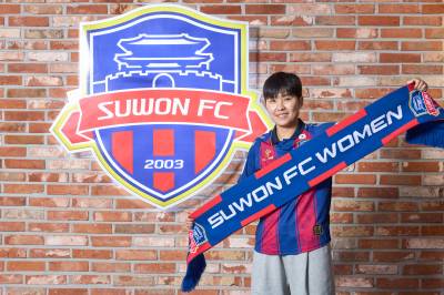 지소연, 2년 만의 수원FC 위민 복귀…“챔피언에 도전하겠다”