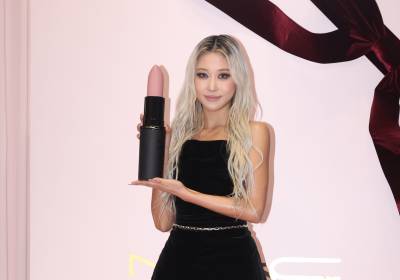 [포토] 포즈 취하는 우주소녀 다영