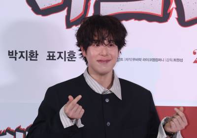 [포토] 표지훈, 사랑해요 기자님들~