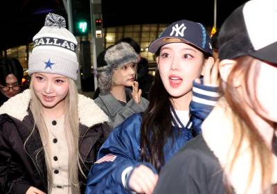 [포토]하음-이솔, 다른 매력 다른 인사법