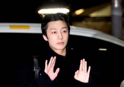 [포토]몬스타엑스 형원, 선글라스는 오늘 스타일의 마침표